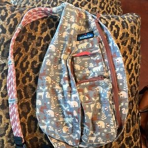Fox design- rope sling bag
